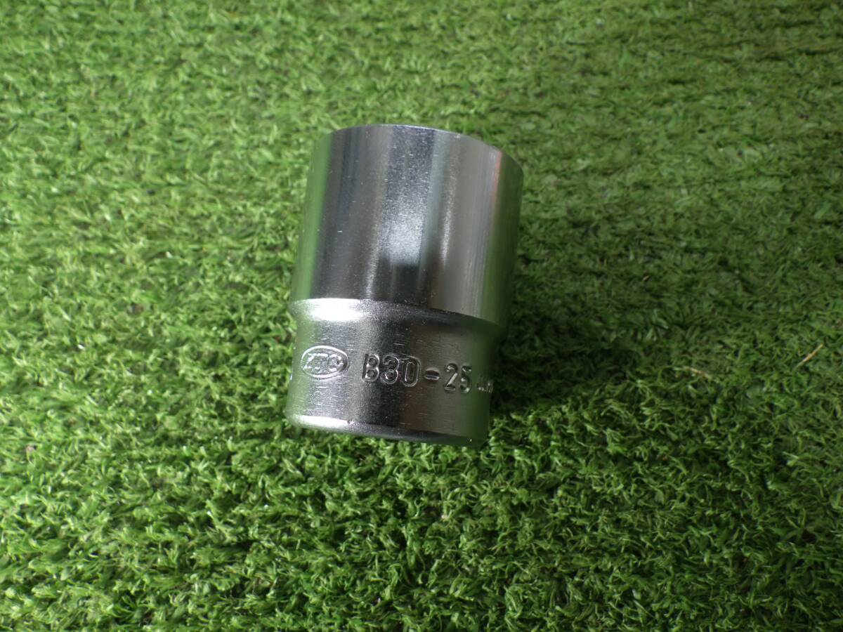 【送料600円】ソケットのおまけ付き★KTC スピンナハンドル BS30 24のソケット 中古品 240803