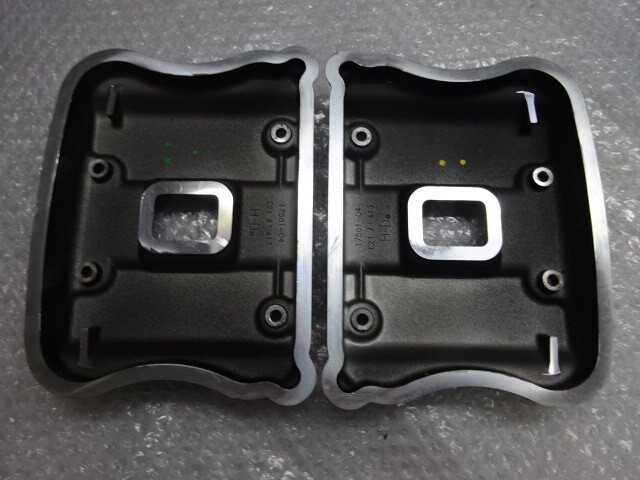 スポーツスター ロッカーカバー リンクルブラック xl1200 xl883 スポーツスター ロッカーカバー リンクルブラック xl1200 xl883