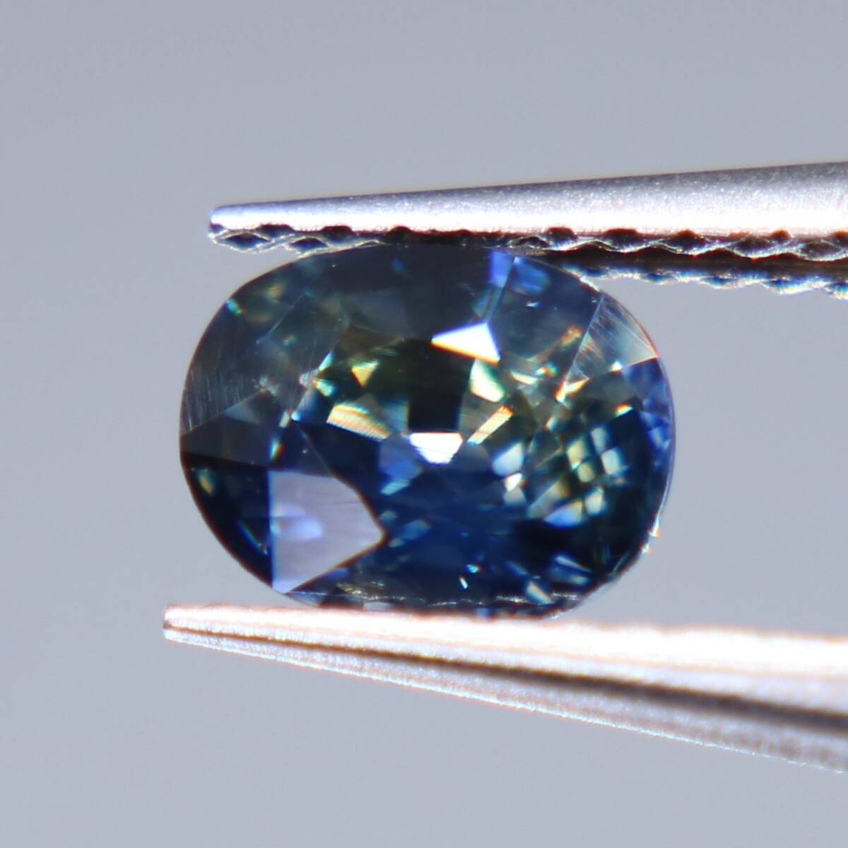 天然バイカラーサファイア 0.78ct