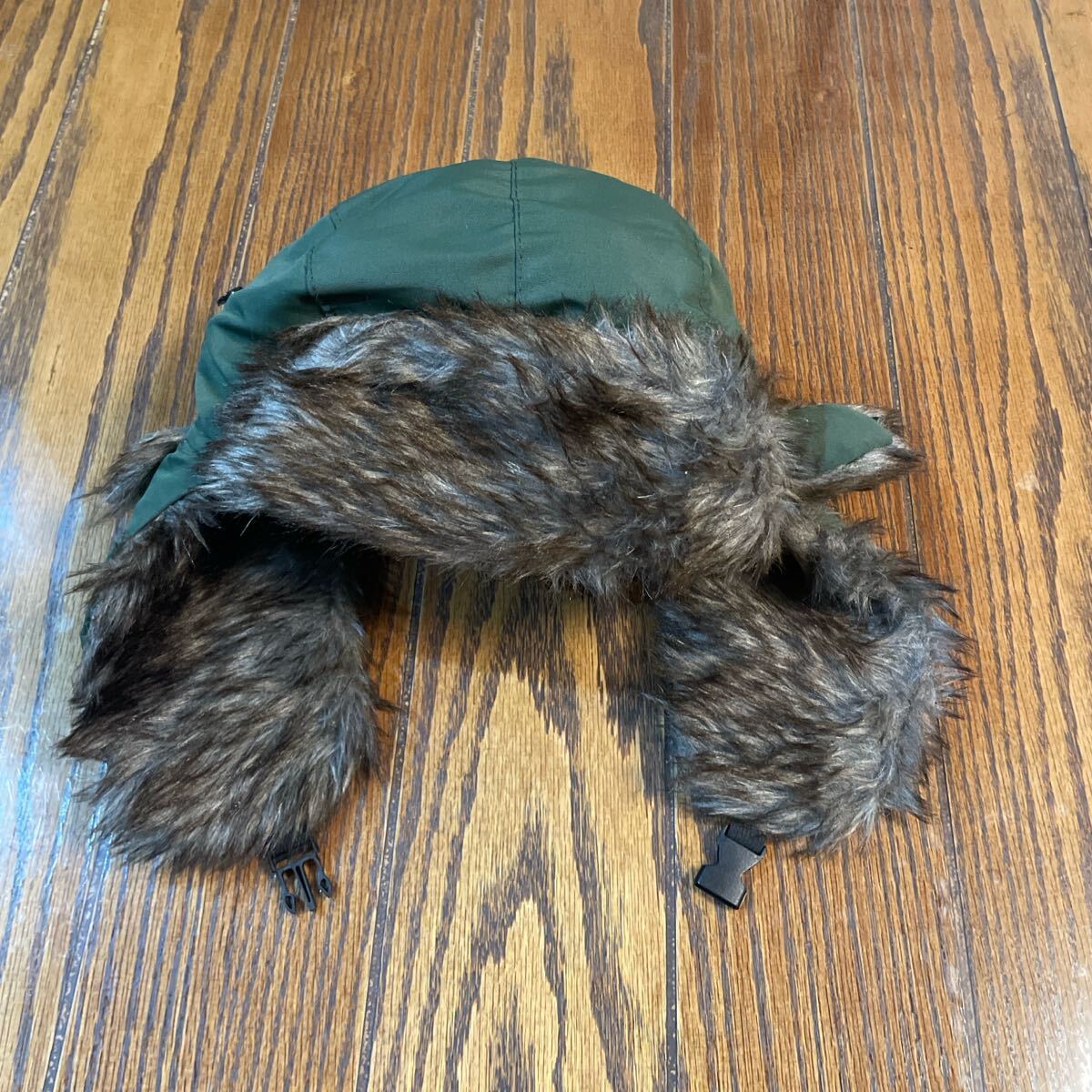 オリーブグリーン ファー付き耳あて帽子_画像2