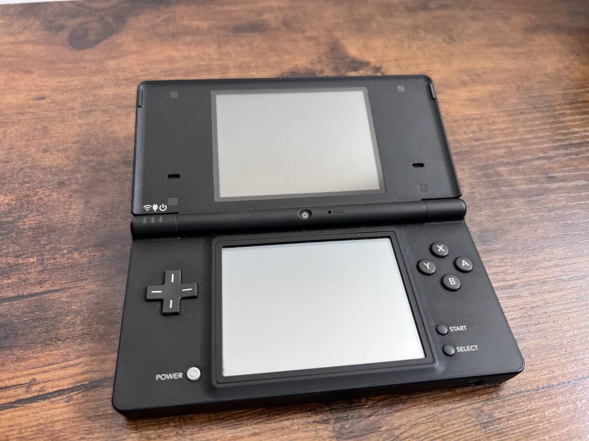 売れ筋新商品 Nintendo DS まとめ 2台セット台 DS:ライト 売れ筋新商品 Nintendo DS まとめ 2台セット台 DS:ライト