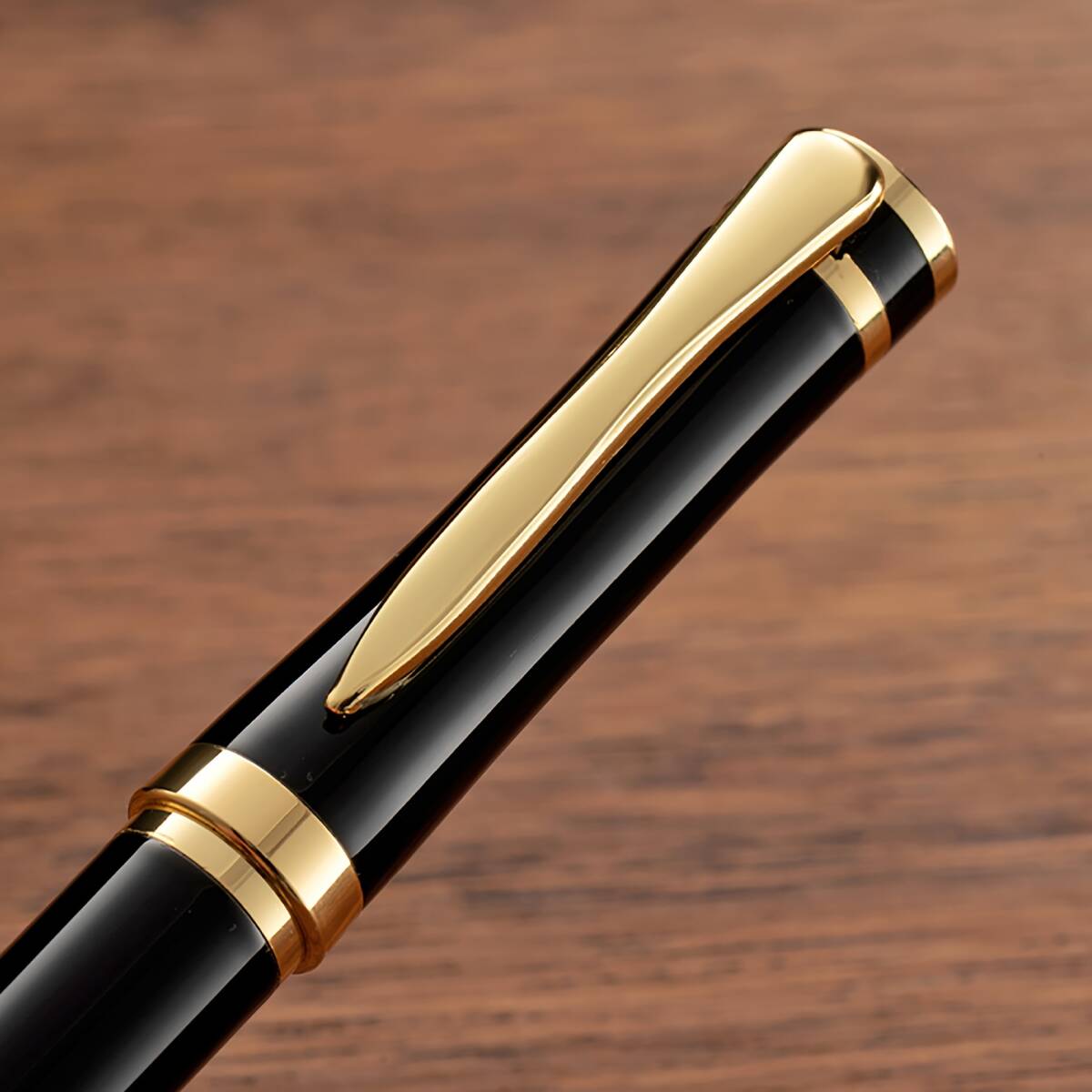 萬年筆 おしゃれ ブラック ゴールド 金屬 ステンレス 13.8cm 中字 39g シンプル 高級感 ギフト 書きやすい 普段使い ビジネス 仕事用 t5548