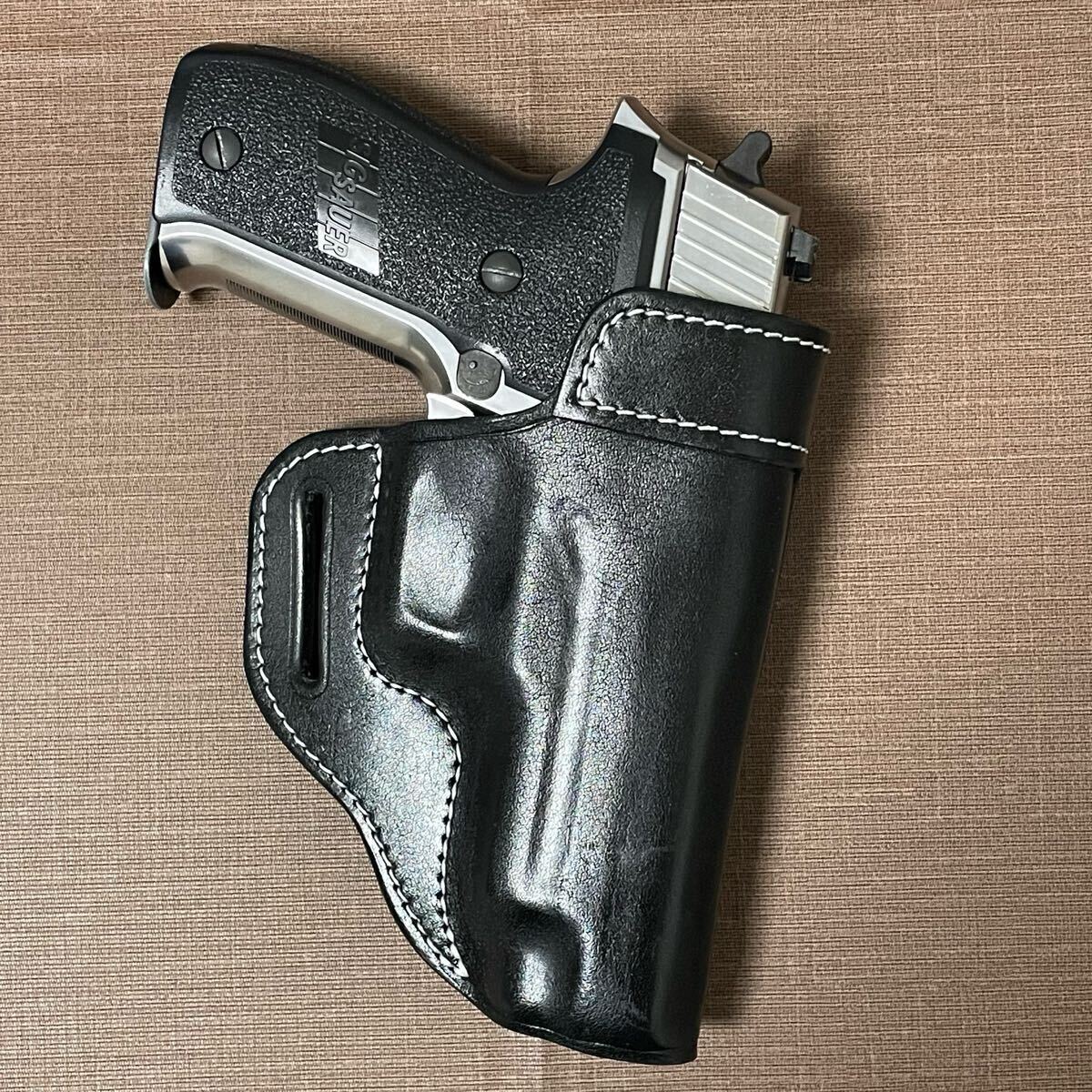 PHL製　P226 レザーホルスター左用　実物 SIG SAUER P226用レザーホルスター