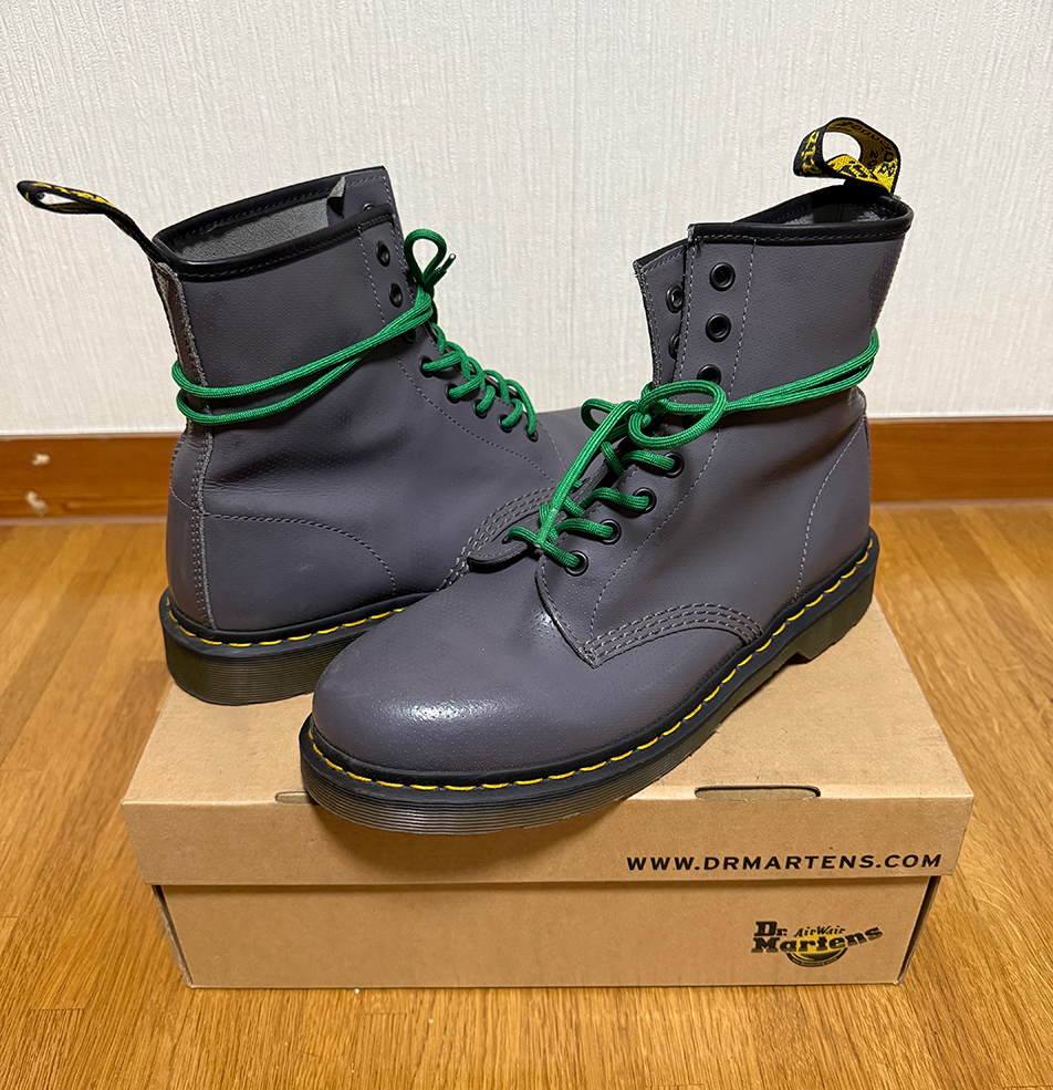 Dr.Martens ドクターマーチン 8ホール UK9 US10 28cm 中古品 Dr.Martens ドクターマーチン 8ホール UK9 US10 28cm 中古品