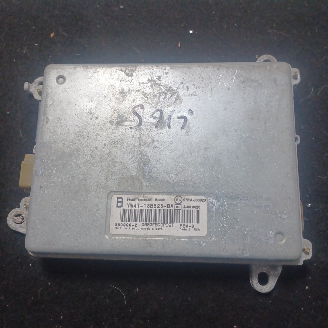 ジャガー/JAGUAR Sタイプ 3.0L V6 フロント電動(dòng)ボディプロセッサーモジュールECU YW4T-13B525-BA