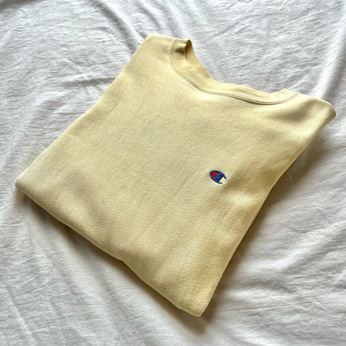 希少カラー クリーム USA製 90s 刺繍タグ 】Champion 希少カラー クリーム USA製 90s 刺繍タグ 】Champion