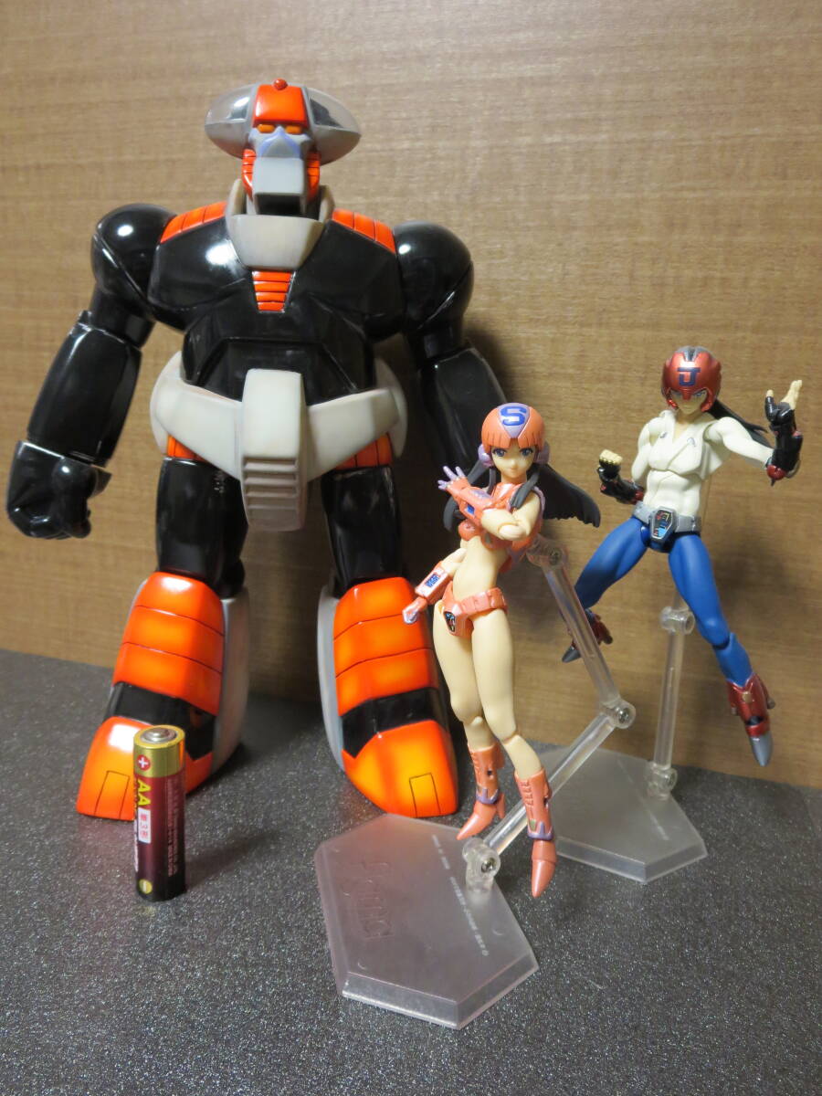 浪曼堂 ソフビ マッドハリケーン 原作ver. プラレス3四郎 浪曼堂 ソフビ マッドハリケーン 原作ver. プラレス3四郎