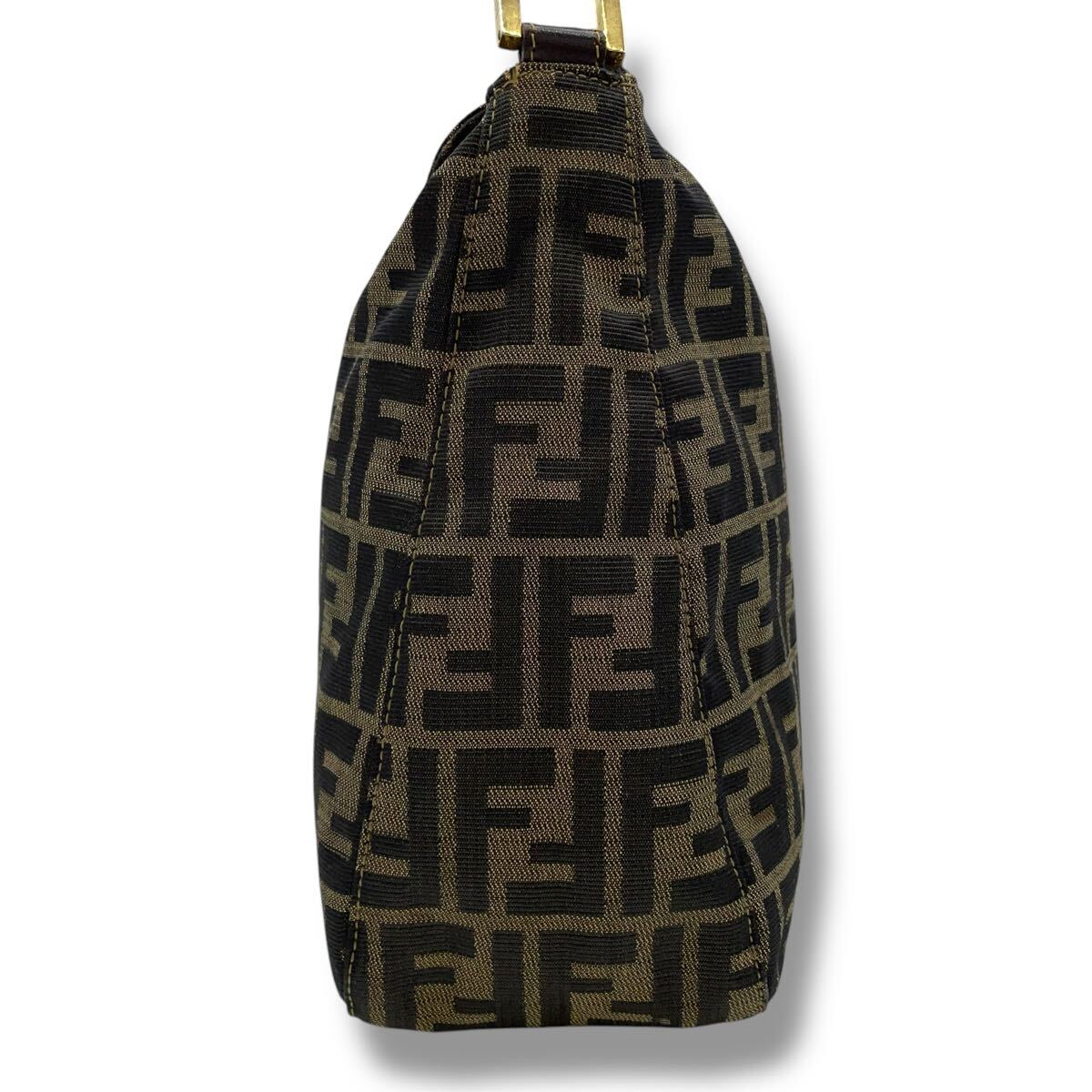 1円【極美品】 フェンディ FENDI マンマバケット ズッカ柄 ワン 1円【極美品】 フェンディ FENDI マンマバケット ズッカ柄 ワン