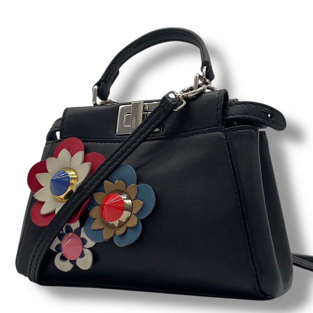 1円【美品】フェンディ FENDI ピーカブー ミニショルダーバッグ 1円【美品】フェンディ FENDI ピーカブー ミニショルダーバッグ