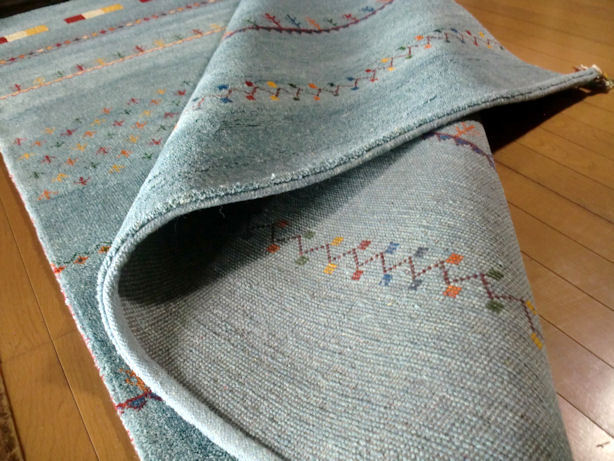 ラグマット ウール 全厚最大約20mm 薄青空色 インド手織りギャッベ 200×250 約 3畳 ギャベ ギャッベ ラグ カーペット 北欧 厚手_画像5