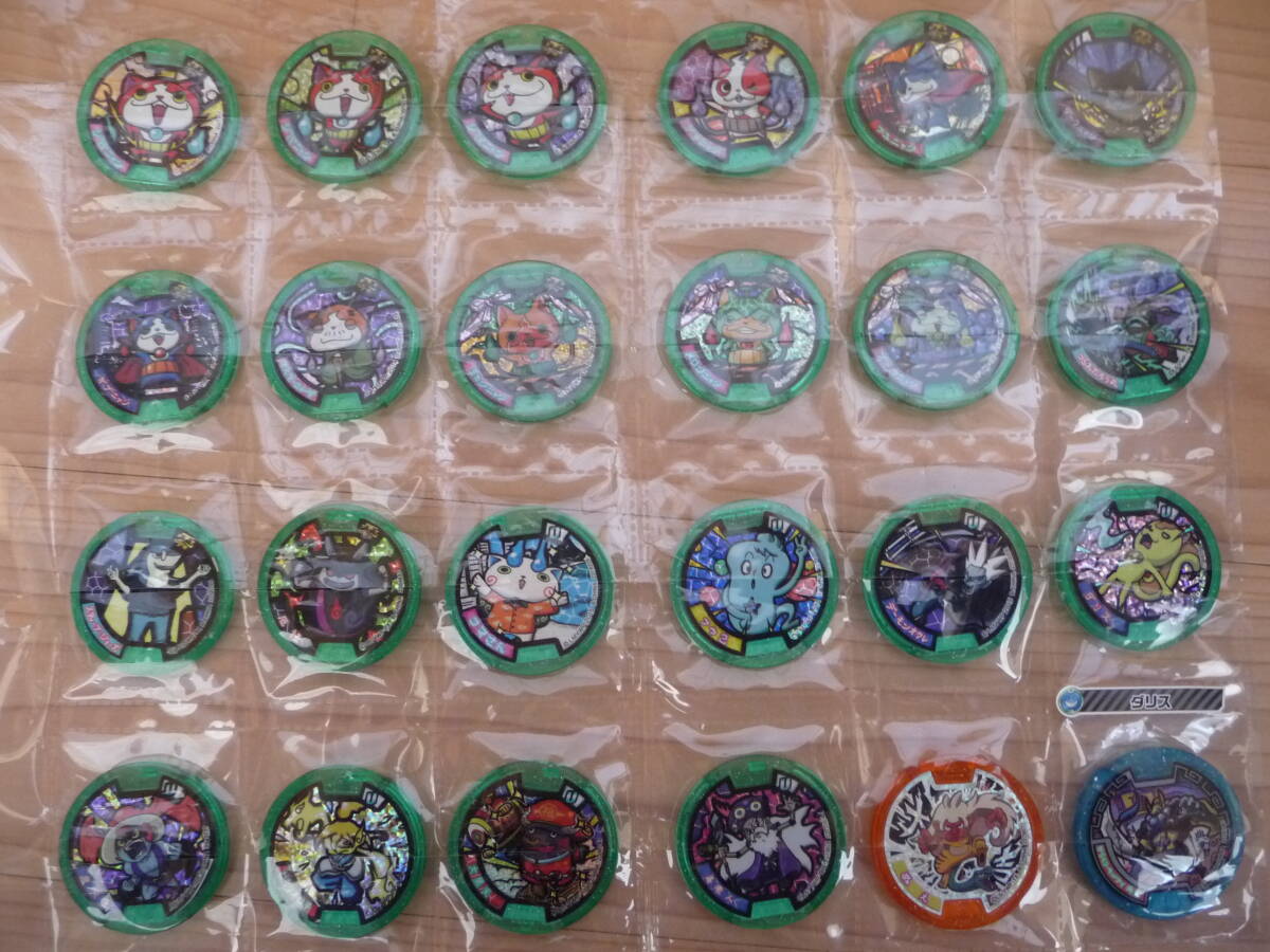 発送80サイズ 中古品 180点以上 DX妖怪ウォッチ 妖怪エンブレム 発送80サイズ 中古品 180点以上 DX妖怪ウォッチ 妖怪エンブレム