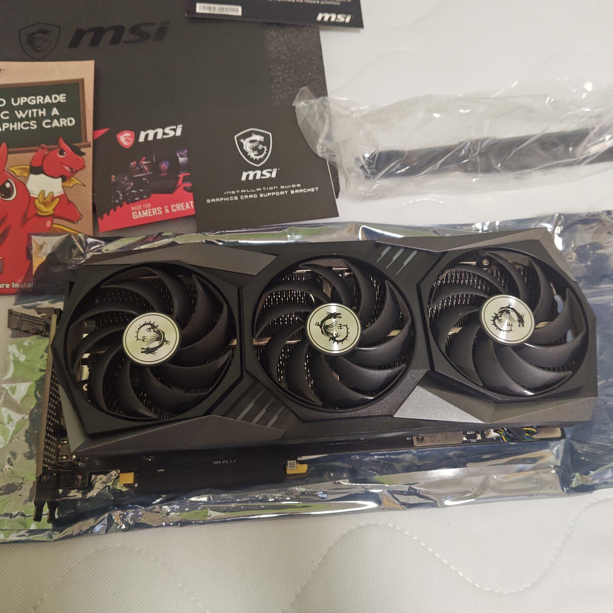 MSI GeForce RTX 3080 GAMING Z TRIO 10G グラフィックスボード MSI GeForce RTX 3080 GAMING Z TRIO 10G グラフィックスボード