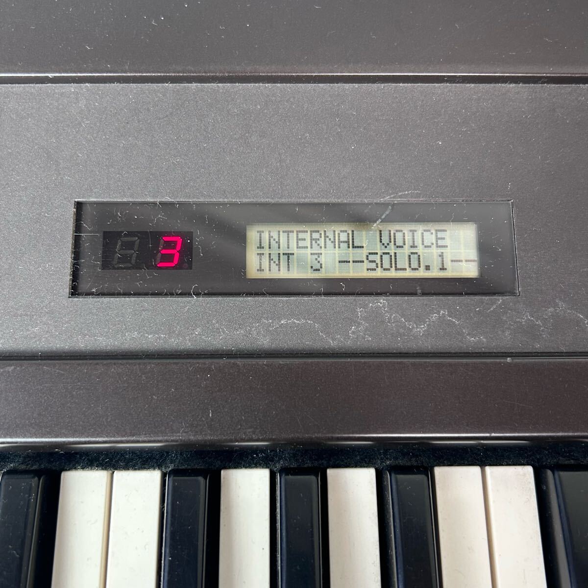 廃盤 YAMAHA ヤマハ シンセサイザー DX7 ハードケース付き 61 廃盤 YAMAHA ヤマハ シンセサイザー DX7 ハードケース付き 61
