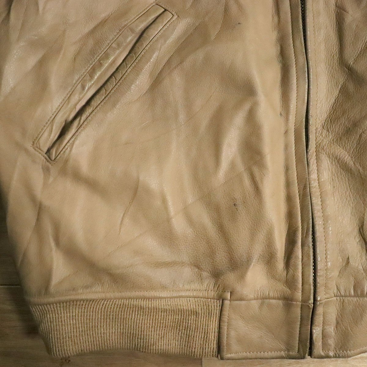 M8K/Y3.18-3 ユーロ古着 AFRICAN ARMURE レザーブルゾン レザー M8K/Y3.18-3 ユーロ古着 AFRICAN ARMURE レザーブルゾン レザー