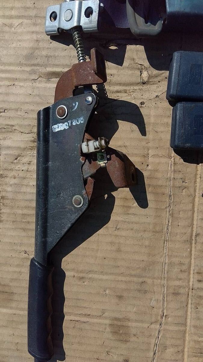 ホンダ トゥデイ JW-2 jw2 Ri-Z 室内部品 シートベルト サイドブレーキレバー_画像5