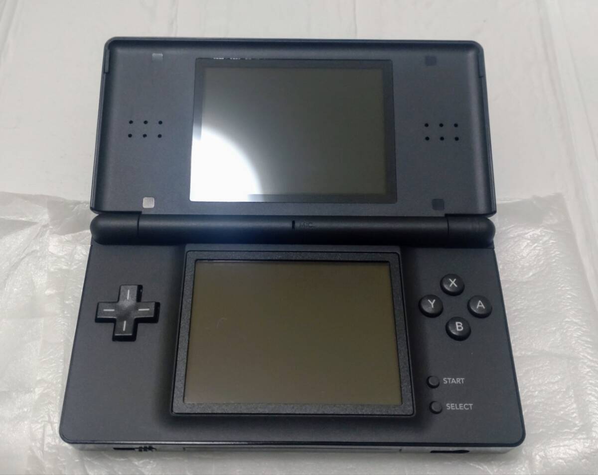 ◇【ほぼ未使用】Nintendo DS Lite USG-001 NDS ジェット ◇【ほぼ未使用】Nintendo DS Lite USG-001 NDS ジェット
