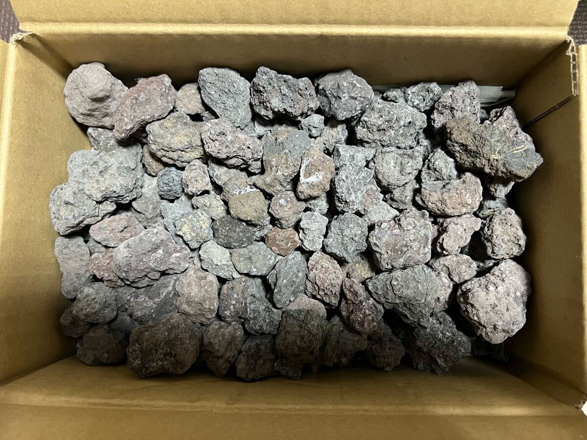 溶岩石 茶 約3kgセット 1〜4cm ADA アクアデザインアマノ万天石 溶岩石 茶 約3kgセット 1〜4cm ADA アクアデザインアマノ万天石