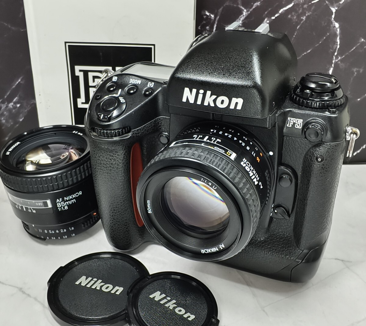 終活整理】NIKON F5 フラッグシップ+AF NIKKOR 85mm f1.8 終活整理】NIKON F5 フラッグシップ+AF NIKKOR 85mm f1.8