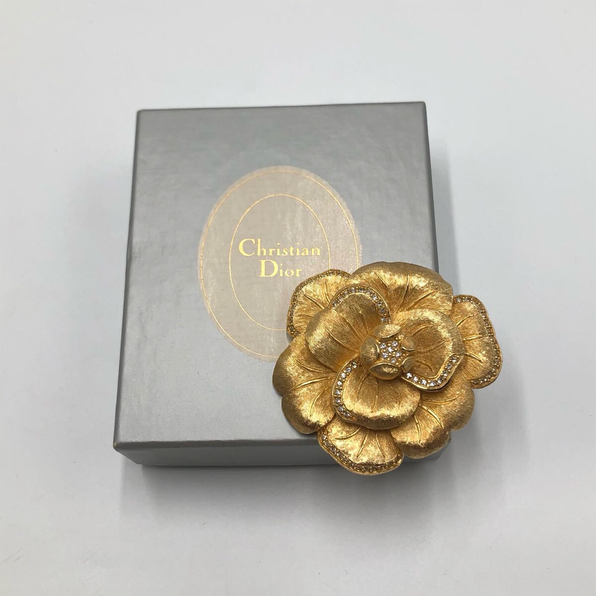 Christian Dior クリスチャン ディオール ブローチ フラワー Christian Dior クリスチャン ディオール ブローチ フラワー