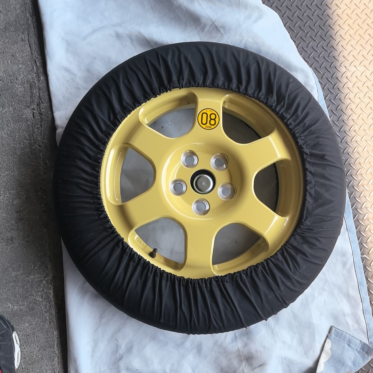 トヨタ純正 17inch T165/80D17 5穴 アルファード スペア トヨタ純正 17inch T165/80D17 5穴 アルファード スペア