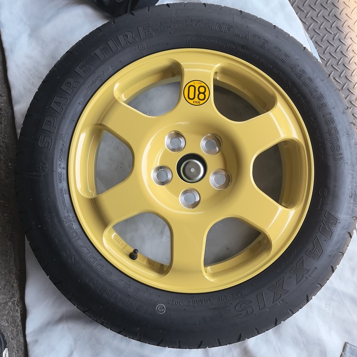 トヨタ純正 17inch T165/80D17 5穴 アルファード スペア トヨタ純正 17inch T165/80D17 5穴 アルファード スペア