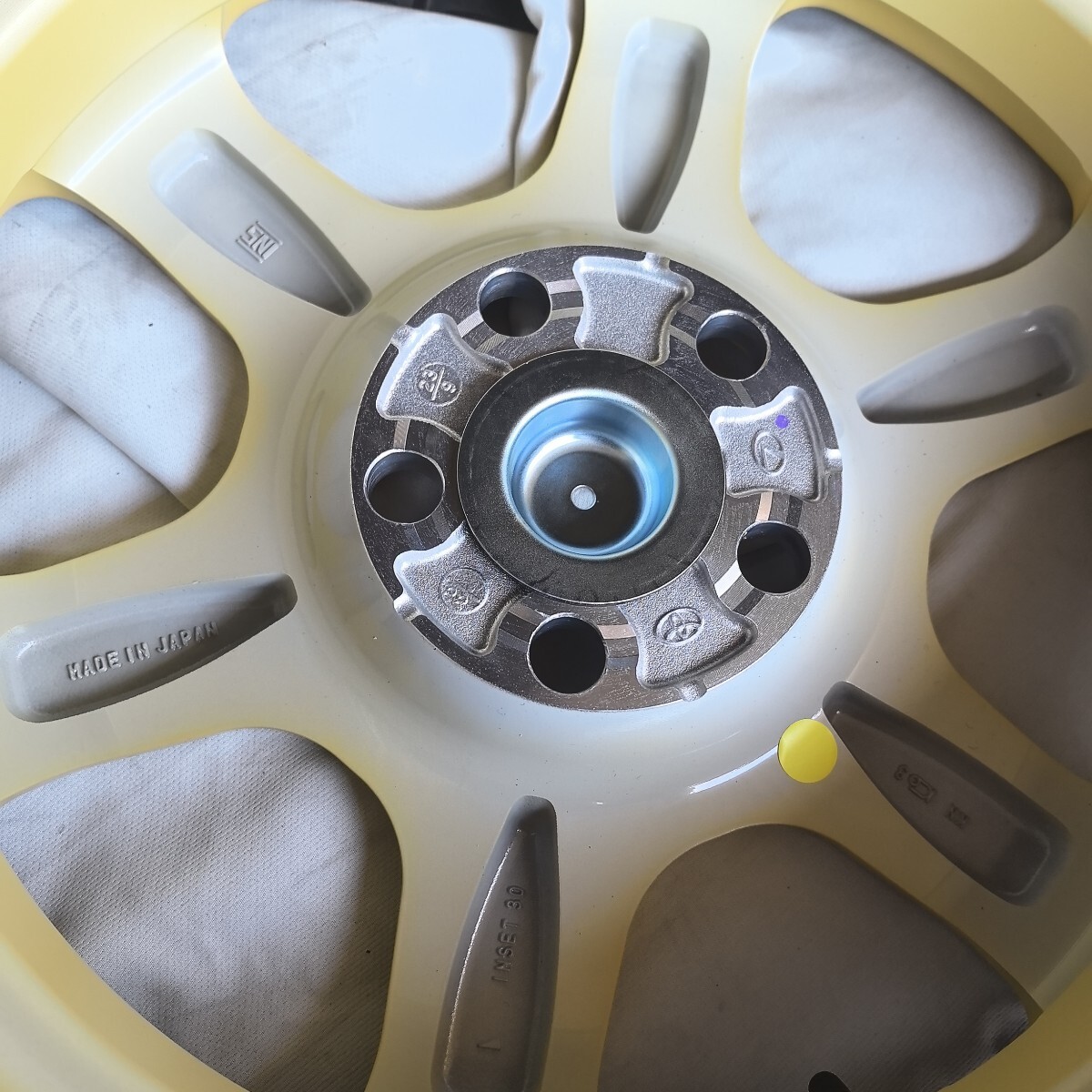 トヨタ純正 17inch T165/80D17 5穴 アルファード スペア トヨタ純正 17inch T165/80D17 5穴 アルファード スペア