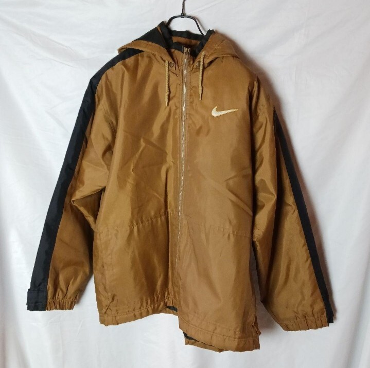 90s 銀タグ NIKE ブラウン キャメル ビッグスウォッシュ 90s 銀タグ NIKE ブラウン キャメル ビッグスウォッシュ