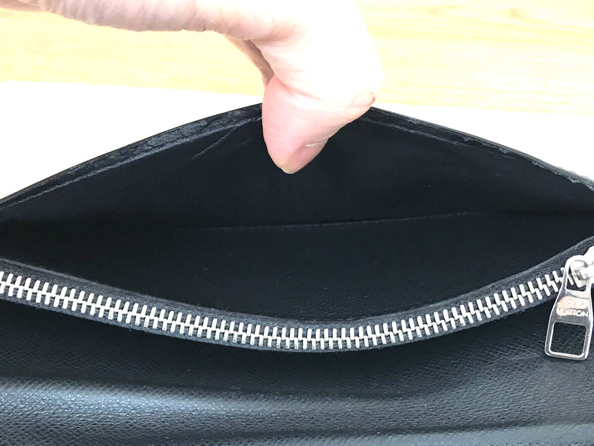超美品】ヴィトン タイガ ポルトフォイユ ブラザ 長財布 紺 超美品】ヴィトン タイガ ポルトフォイユ ブラザ 長財布 紺