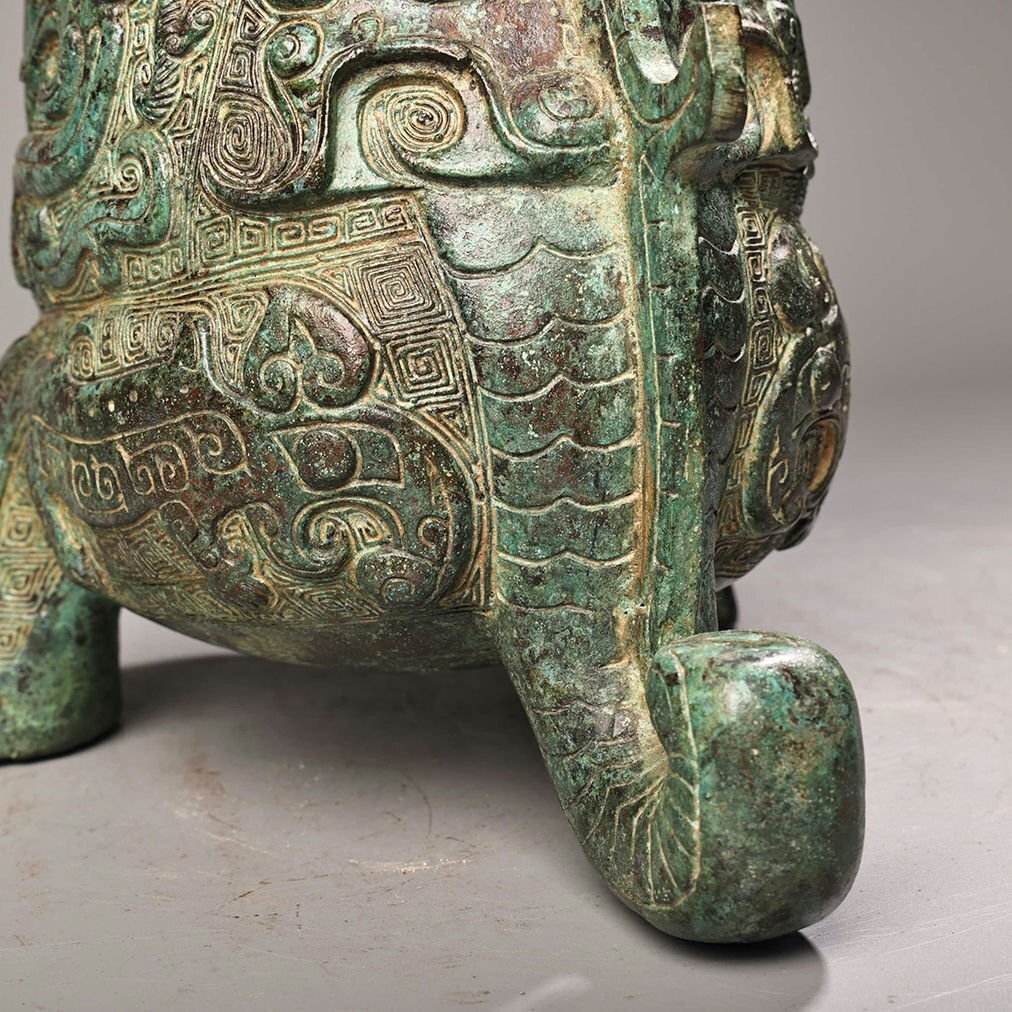 □観心・時代旧蔵□B2449戦漢時代 青銅器 青銅提梁抱娃獣壺 細密 □観心・時代旧蔵□B2449戦漢時代 青銅器 青銅提梁抱娃獣壺 細密