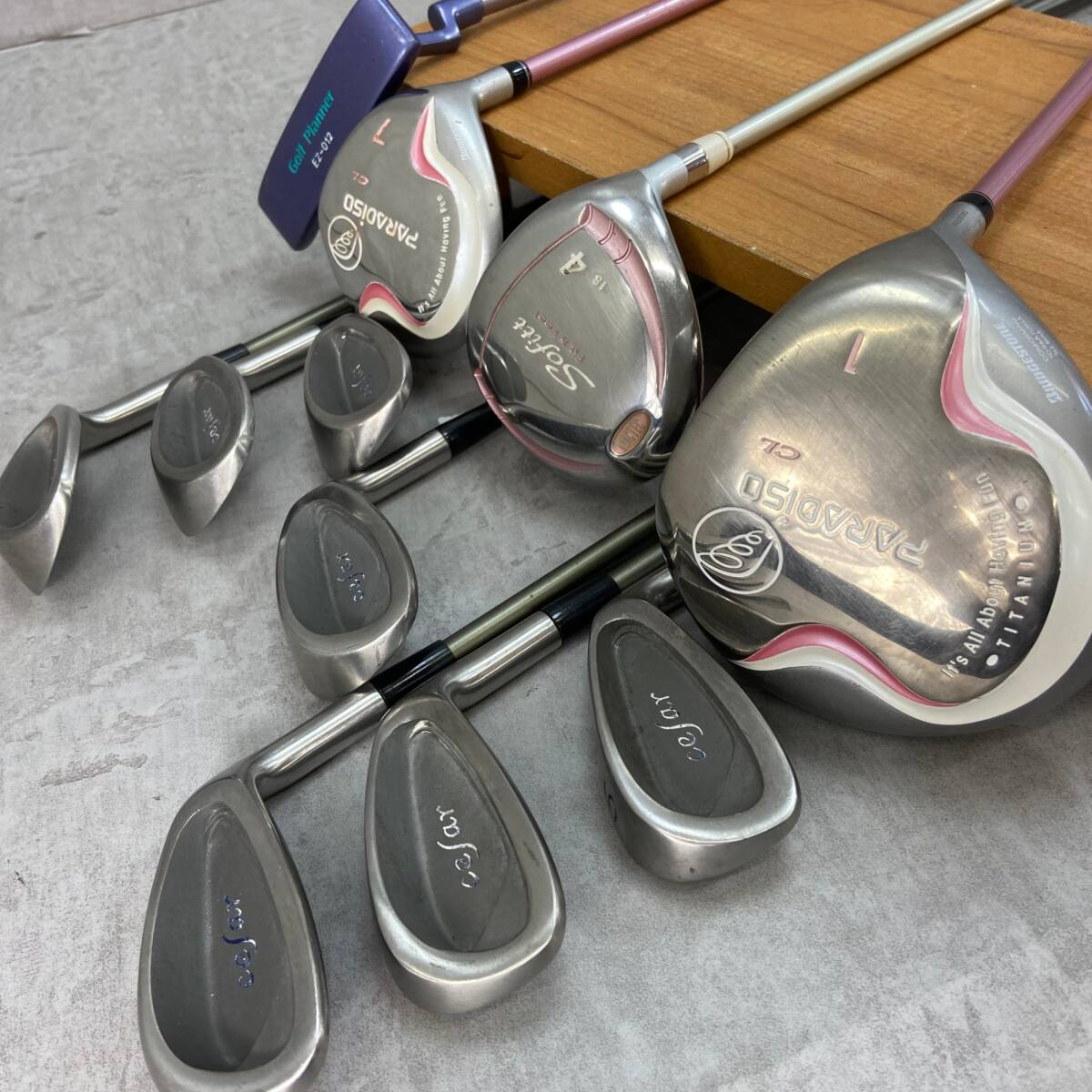 パラディーゾ エルゴルフ レディースゴルフ11本セット カーボン L 右利き用 パラディーゾ エルゴルフ レディースゴルフ11本セット カーボン