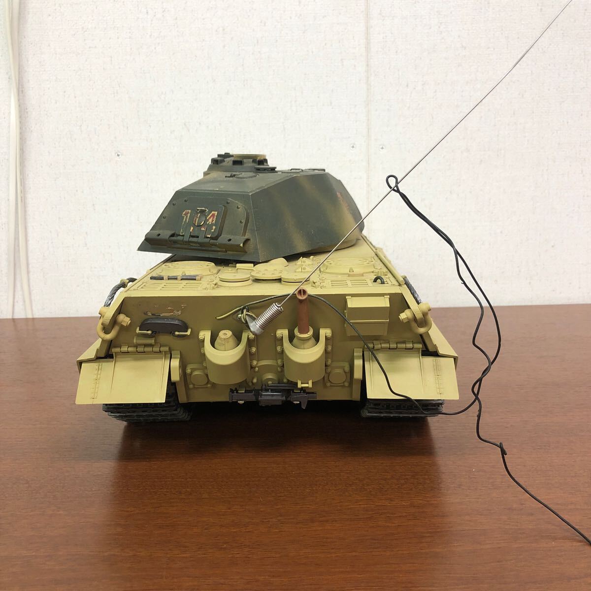 ジャンク タミヤ 1/16 ドイツ重戦車 キングタイガー 電動ラジオ ジャンク タミヤ 1/16 ドイツ重戦車 キングタイガー 電動ラジオ