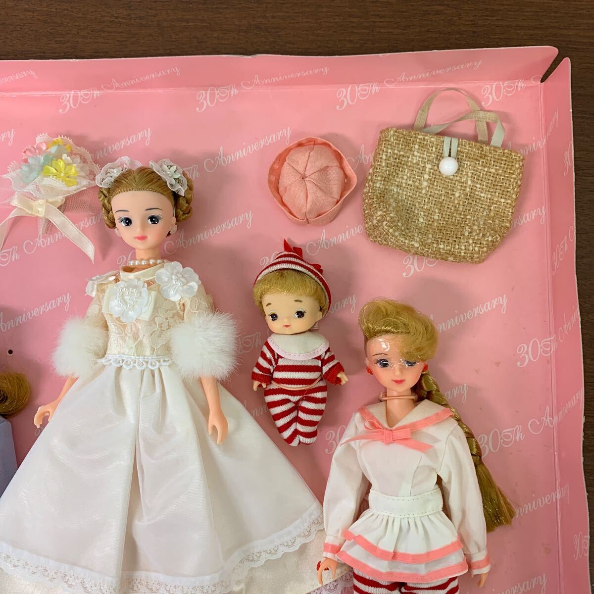 開封済み未使用 タカラ リカちゃんのアルバム 30周年記念 30th 開封済み未使用 タカラ リカちゃんのアルバム 30周年記念 30th