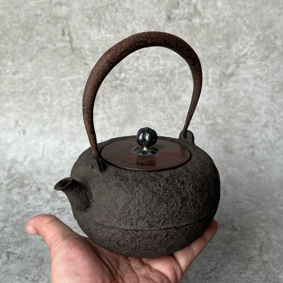 当時物 鉄瓶 茶道 小ぶり 茶道具 煎茶道具 急須 / アンティーク 当時物 鉄瓶 茶道 小ぶり 茶道具 煎茶道具 急須 / アンティーク