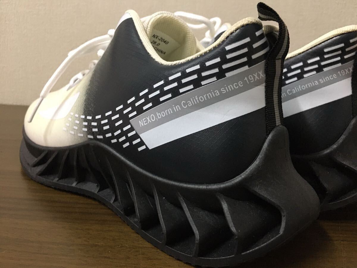 NEXO born in California since19XX ランニングシューズ28cm 新品