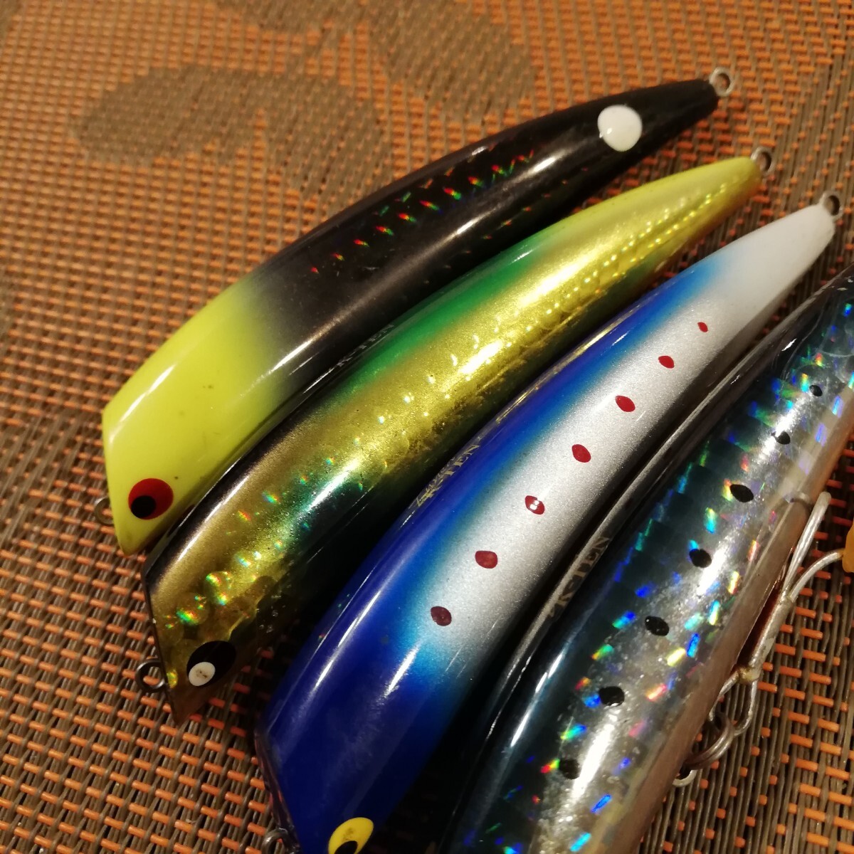 item_image_3