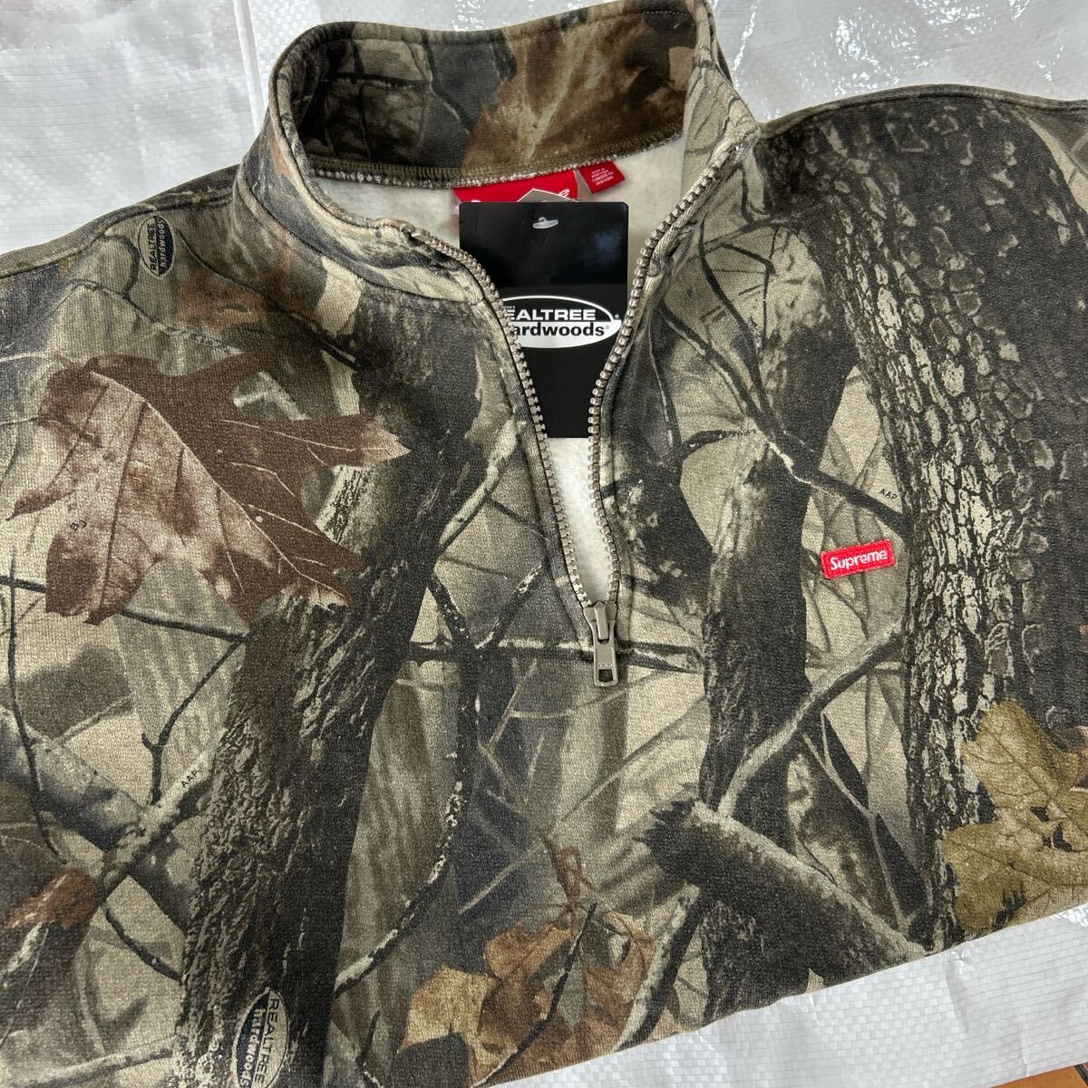 25SS 新品 Supreme Small Box Half Zip Pullover シュプリーム 25SS 新品 Supreme Small Box Half Zip Pullover シュプリーム