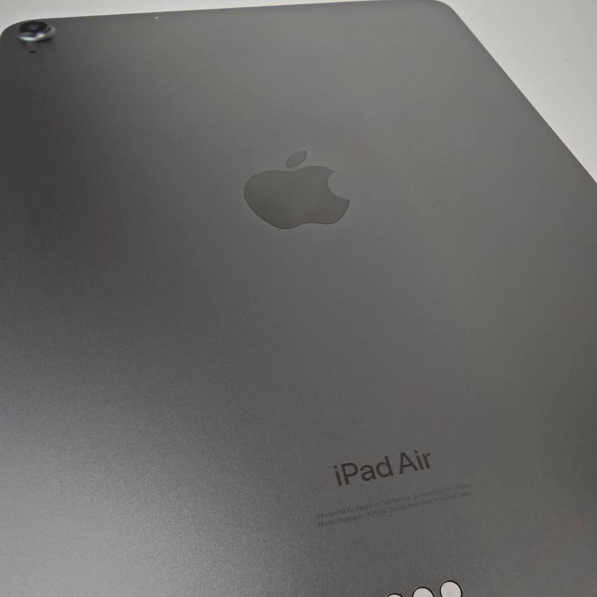 iPad Air 第5世代 Wi-Fiモデル 64GB スペースグレー 極美品 付属 iPad Air 第5世代 Wi-Fiモデル 64GB スペースグレー 極美品 付属