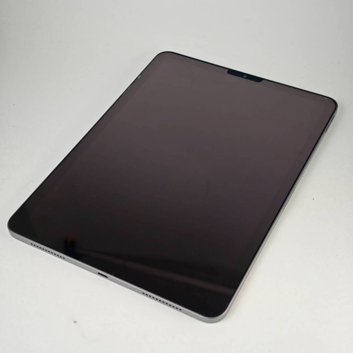 iPad Air 第5世代 Wi-Fiモデル 64GB スペースグレー 極美品 付属 iPad Air 第5世代 Wi-Fiモデル 64GB スペースグレー 極美品 付属