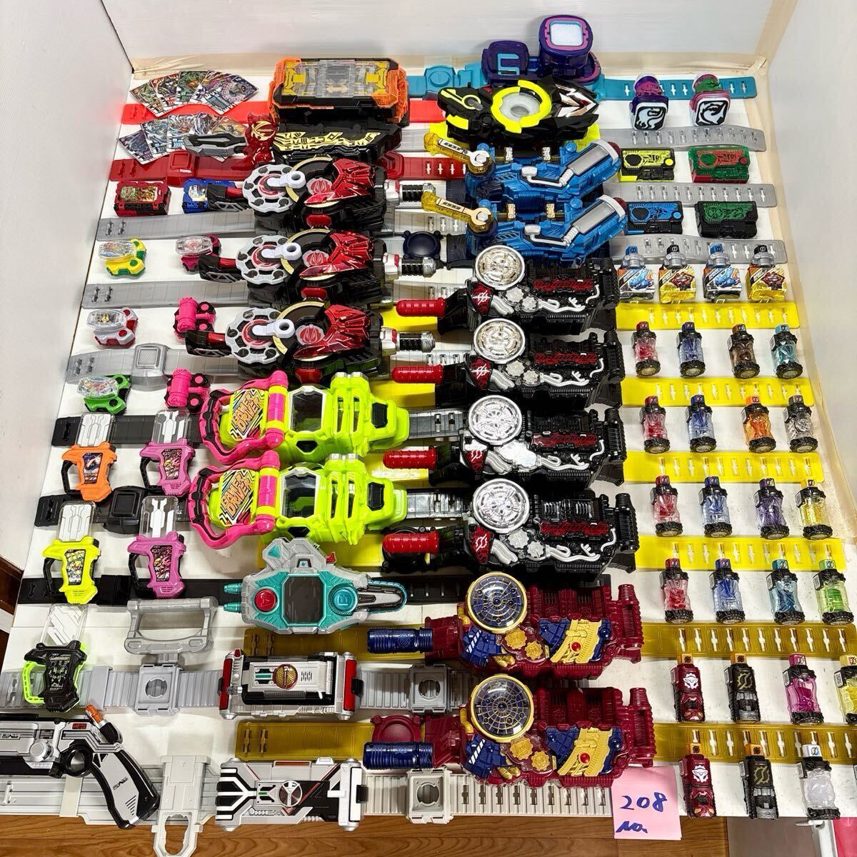 仮面ライダー 変身ベルト DX ドライバー ビルド ギーツ