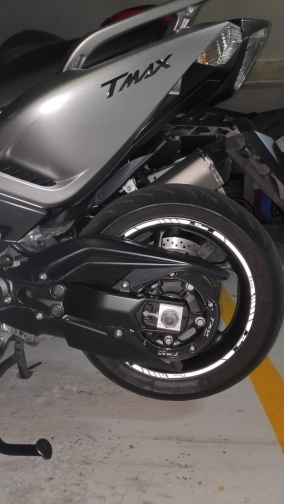 【ゆうパケット送料込】リムステッカー ホイールステッカー シルバー T-MAX560 T-MAX530 T-MAX500 TMAX560 TMAX530 TMAX500 　