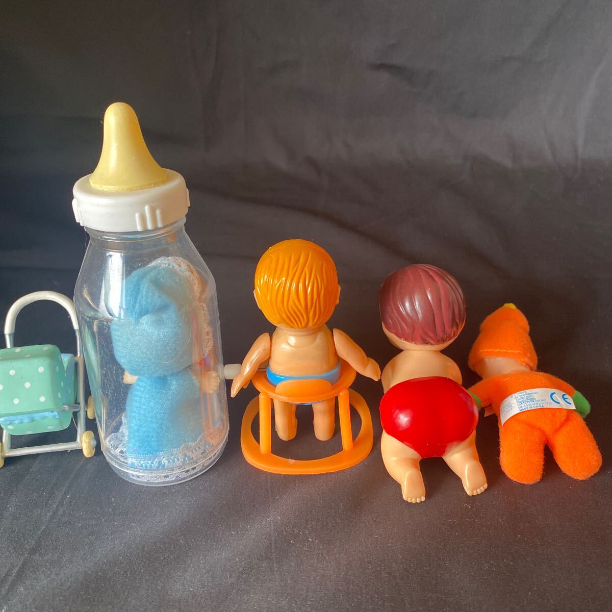 赤ちゃん　ハイハイ　おむつ　歩行器　トコトコ　ゼンマイ　フィギュア　玩具　レトロ