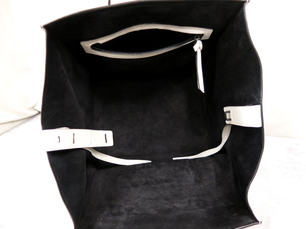 ○超美品○CELINE セリーヌ○ラゲージ ファントム○ロゴ型押し ○超美品○CELINE セリーヌ○ラゲージ ファントム○ロゴ型押し