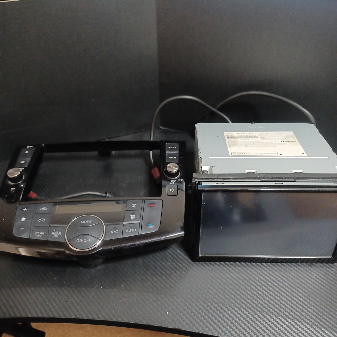 日産純正 MM514D-L フルセグ CD DVD Bluetooth USB SD 8インチ 日産純正 MM514D-L フルセグ CD DVD Bluetooth USB SD 8インチ