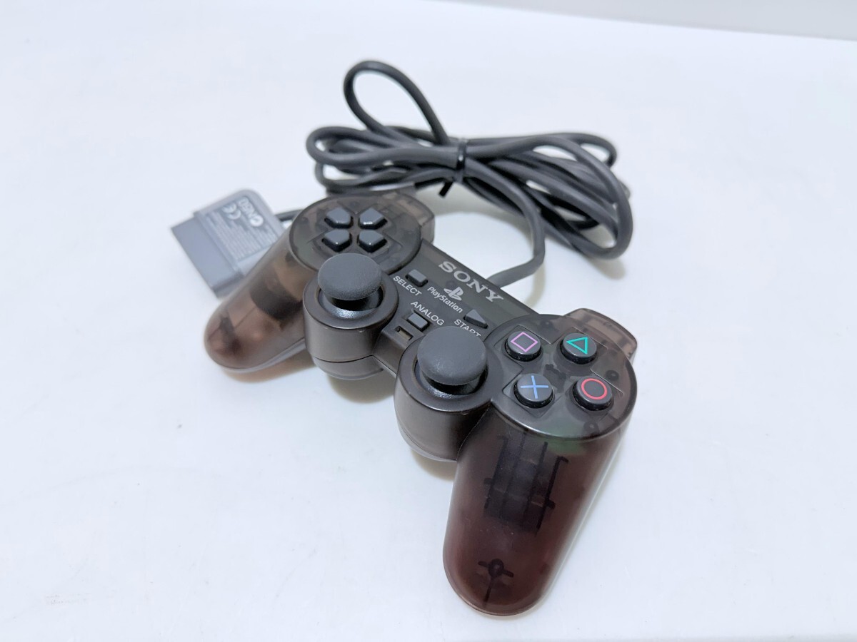  прекрасный товар / рабочий товар SONY Sony PlayStation PS1 управление двойной амортизаторы рабочее состояние подтверждено SCPH-1200 редкий товар (i-22)