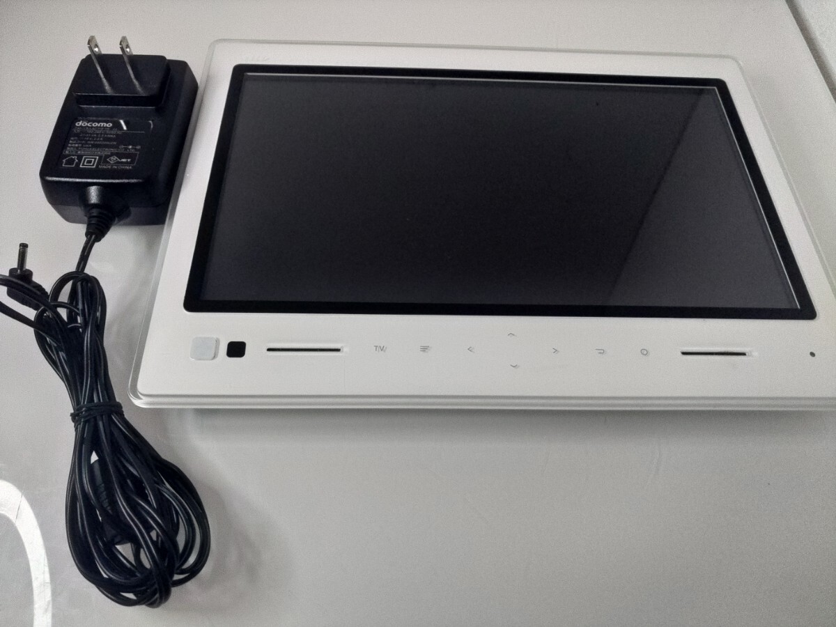 【NEW限定品】 au PHOTO-U ホワイト(ポータブル ポータブルテレビ ZTS11 TV テレビ