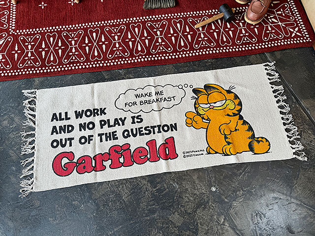 ガーフィールド　コットンマット　120cmロングサイズ　（WAKE ME FOR BREAKFAST） ■ アメリカン雑貨 アメリカ雑貨