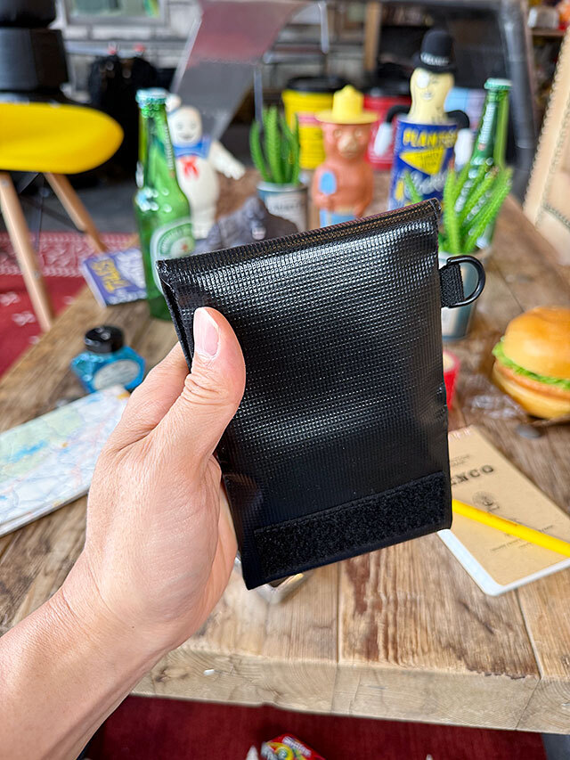PENCO　ペンコ　キャリータイトケース　Dリング付き?。⊿サイズ/ブラック）　2WAY　財布　小銭入れ　収納　ポーチ　HIGHTIDE　ハイタイド