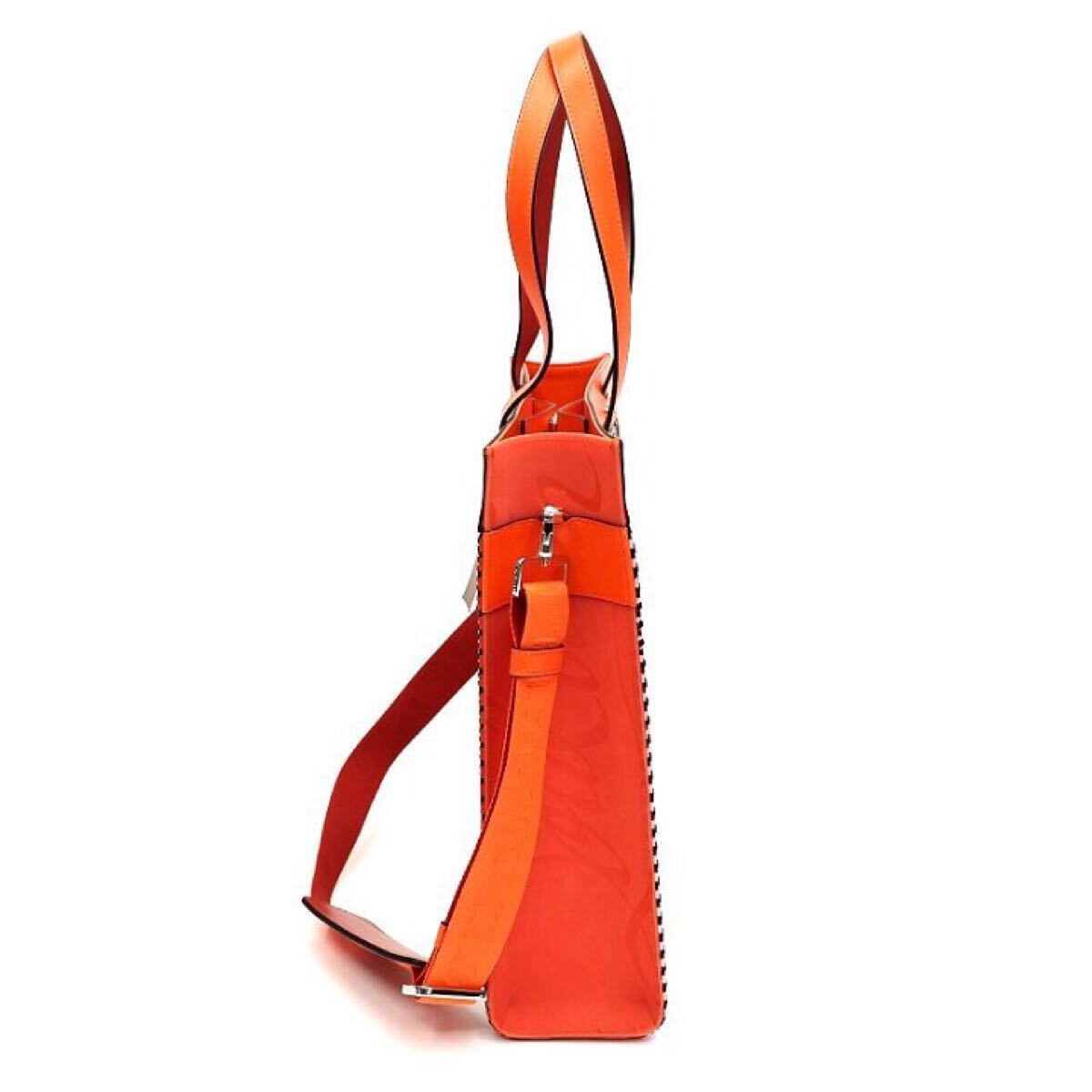 新品 Christian Louboutin RUISTOTE ラフィア トートバッグ 新品 Christian Louboutin RUISTOTE ラフィア トートバッグ