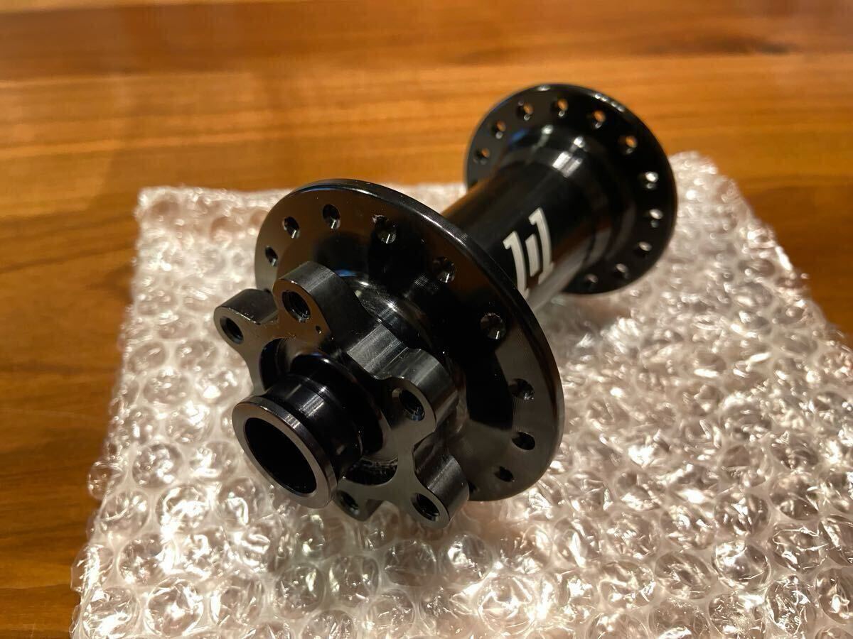 送料込】カンパニョーロ レコード チタン軸 フロントハブ 中古品 送料込】カンパニョーロ レコード チタン軸 フロントハブ 中古品