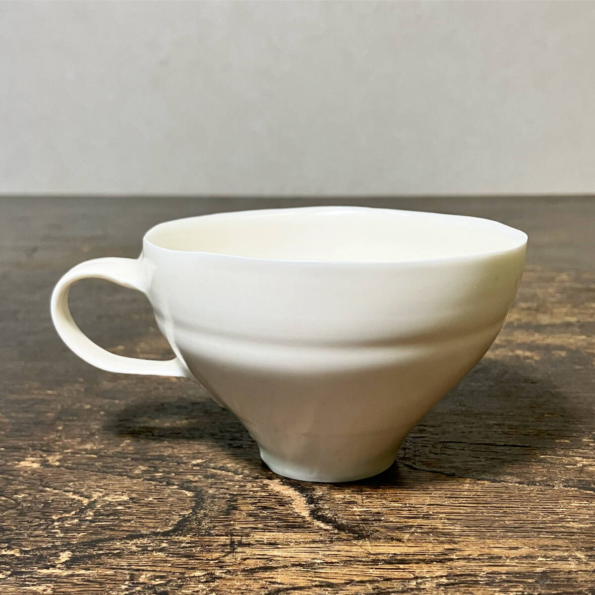 京都⑥ 旧家整理品33 黒田泰蔵 白磁コーヒー碗 カップ&ソーサー 京都⑥ 旧家整理品33 黒田泰蔵 白磁コーヒー碗 カップ&ソーサー